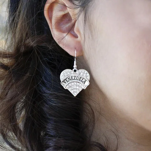 Vista 3 de Inspired Silver - Pendientes de plata con diseño de corazón con circonita cúbica