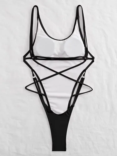 Vista 2 de OYOANGLE Traje de baño de una pieza con cuello redondo y espalda cruzada para mujer