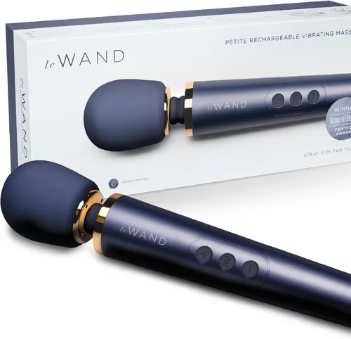 Vista 12 de Le Wand - Masajeador personal pequeño para mujeres y hombres - Masajeador de varita vibratoria con 10 velocidades ruidosas y 6 patrones de vibración