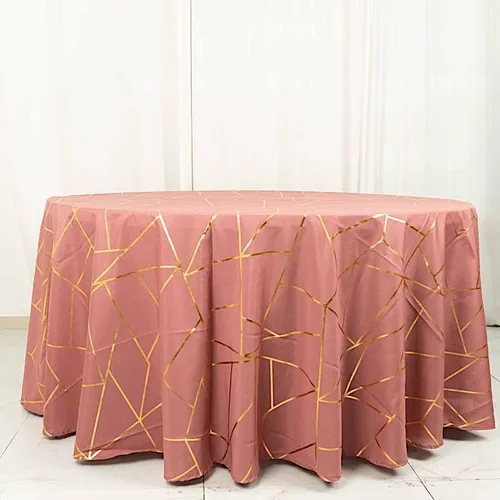 Vista 4 de Balsa Circle Mantel redondo de poliéster con diseño geométrico metálico de 120 pulgadas, color canela y oro rosa Rosa canela