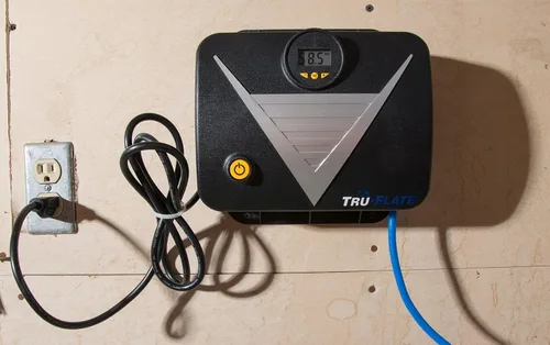 Vista 5 de Inflador Tru-Flate 16-250 120V sin Tanque para Montaje en Pared
