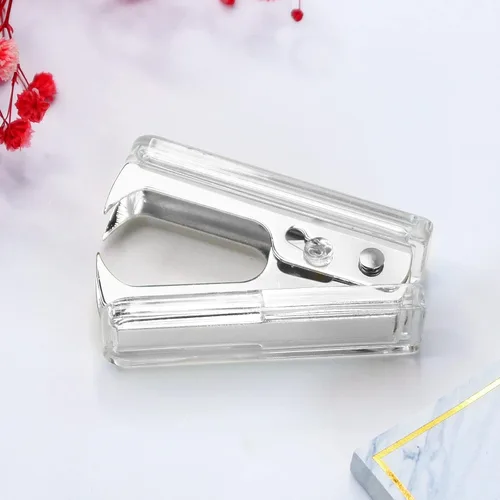 Vista 3 de Herramienta removedor de grapas acrílico transparente plata removedor Kawaii para oficina