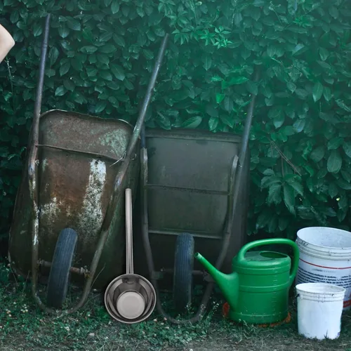 Vista 2 de Yardwe Cucharón de agua de mango largo de 18 pulgadas de acero inoxidable para cocina y jardinería, cuenco profundo, regadera para el hogar