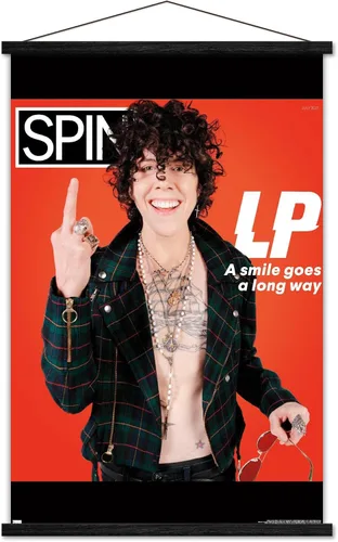 Vista 18 de Trends International SPIN Magazine - Póster de pared LP 21, 14.725 x 22.375 pulgadas, versión enmarcada de madera de granero