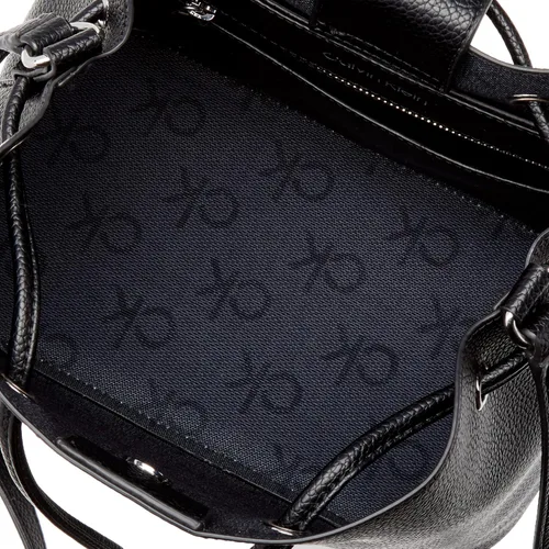 Vista 49 de Calvin Klein Gabrianna Bolsa al hombro para mujer