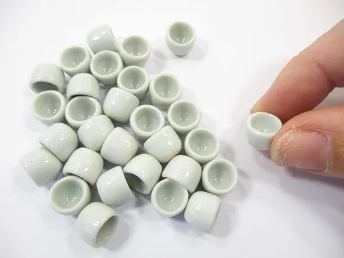 Vista 5 de 10 mini taza de té blanco taza casa de muñecas miniatura cerámica bebida suministro 12991