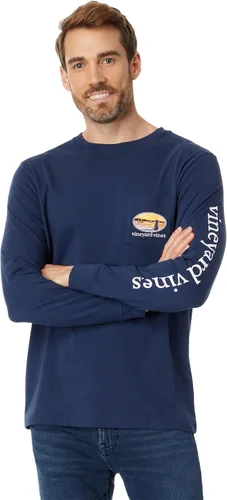Vista 2 de Vineyard Vines Men's Sunset Pier Bernese Mountain Dog Long-Sleeve Pocket Tee