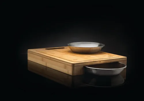 Vista 2 de Napoleon PRO - Tabla de cortar de bambú con cuencos de acero inoxidable 70012 tabla de cortar naturalmente con dos cuencos de acero inoxidable