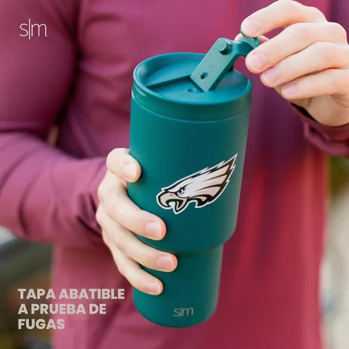 Vista 4 de Simple Modern, Colección Trek - Vaso térmico de acero inoxidable de 30 oz con tapa abatible y pajillas con licencia oficial de la NFL, regalos