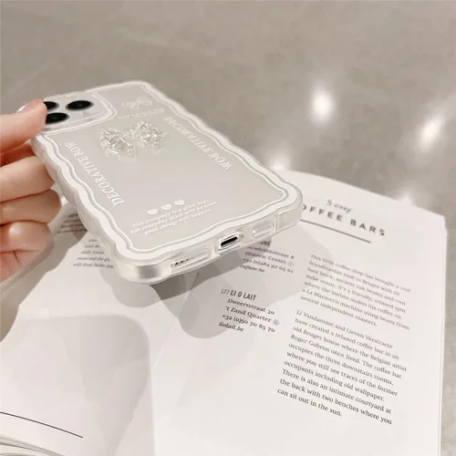 Vista 7 de Casechics Compatible con iPhone 13 Pro, pajarita de cristal, blanco Delgado, suave, transparente, con cadena de pulsera, para mujeres y niñas