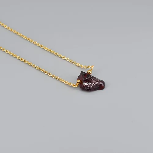 Vista 5 de Gempires Raw Garnet Stone Pendant Necklace, Red Garnet Crystal Pendant 10-20 mm, Garnet Necklace for Women, January Birthstone Jewelry, Raw Crystal