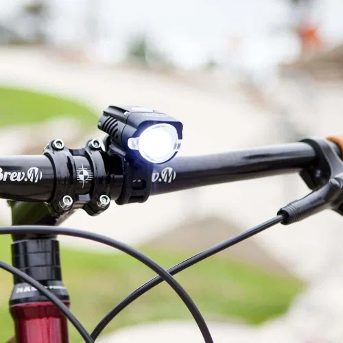Vista 3 de NiteRider Swift 500 - Luz delantera para bicicleta Vmax+ 150 luces traseras para bicicleta, paquete combinado - USB recargable faro de bicicleta LED