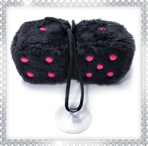 Vista 9 de Dados Peludos Negros Accesorios para Automóvil – Accesorios de Coche de Felpa Rosa Lindos para Interior – Adornos Decorativos Colgantes de Felpa
