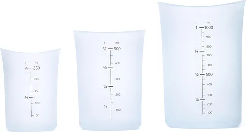Vista 4 de iSi Basics Taza medidora de silicona flexible, juego de 3, blanco roto