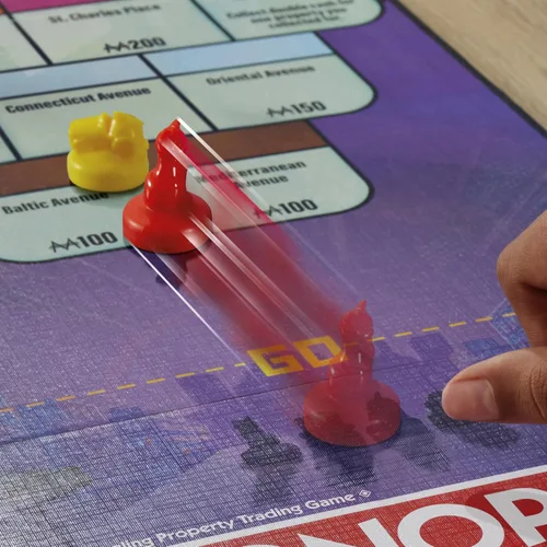 Vista 8 de Monopoly Knockout - Juego de mesa 2-8 jugadores Promedio de 20 minutos Juegos de mesa rápidos para familias, niños, adolescentes y adultos A