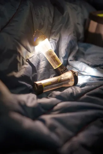 Vista 8 de Goal Zero Linterna Lighthouse Micro Charge, Linterna Recargable USB para Automóvil y Uso de Emergencia