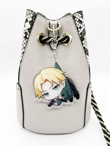 Vista 4 de YJacuing Llavero de acrílico con diseño de anime Spy x Family Chibi