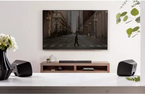 Vista 5 de Polk Audio SR2 - Altavoces de sonido envolvente inalámbricos para barras Polk React y Magnifi seleccionadas, sistema de sonido envolvente