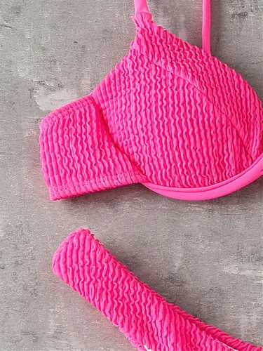 Vista 4 de MakeMeChic Trajes de baño de 2 piezas para mujer, conjunto de bikini de corte alto sólido con aros