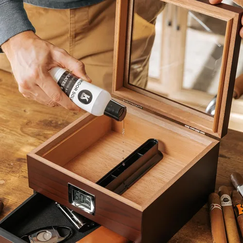 Vista 3 de CASE ELEGANCE Klaro - Solución humidor individual - Solución regular para meses de verano/clima húmedo 8.5 fl oz - Klaro by Case Elegance