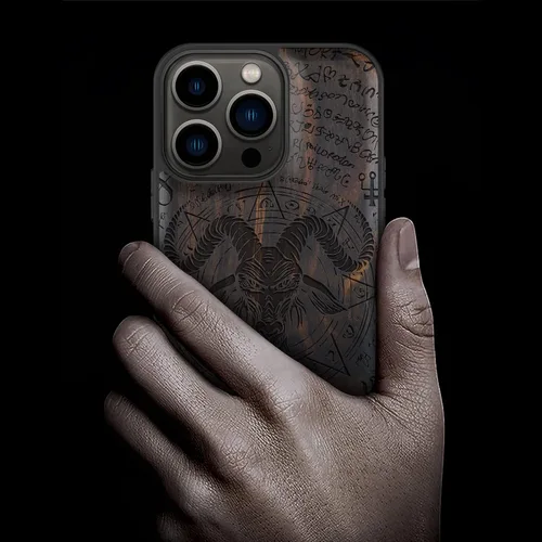 Vista 2 de Carveit Funda magnética de madera para iPhone 13 Pro [madera natural y TPU suave negro] Funda protectora de madera única y elegante a prueba
