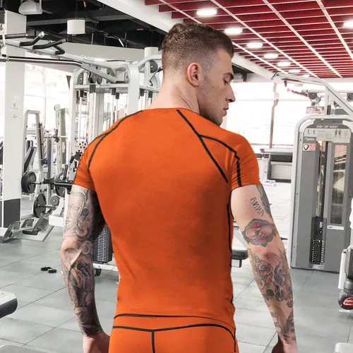 Vista 4 de WRAGCFM Paquete de 3 camisas de compresión de manga corta para hombre, camisetas deportivas de capa base para entrenamiento atlético fresco y seco
