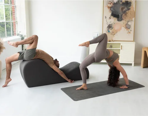 Vista 5 de Avana Chakra Yoga Chaise - 2 reposacabezas ajustables y asas con correas ajustables, micro terciopelo/microbucle, negro y gris