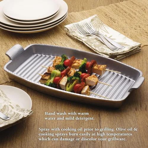 Vista 4 de Wilton Armetale Gourmet Grillware - Plancha con asas, 18.5 pulgadas