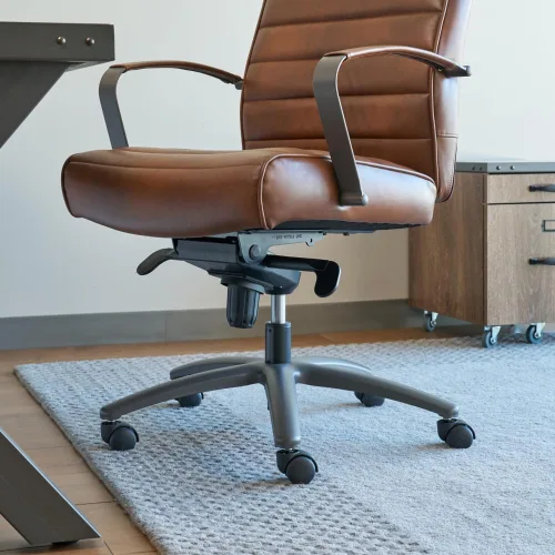 Vista 2 de NBF - Silla de asiento de piel sintética con respaldo alto y base giratoria, color carbón Marrón