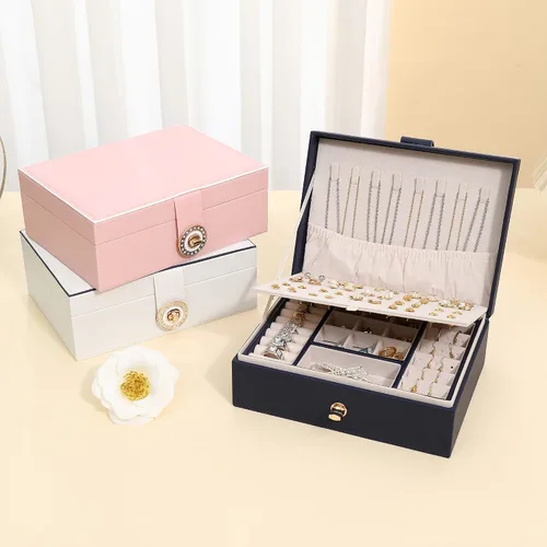 Vista 3 de Addong Organizador de aretes para mujeres y niñas, estuche de almacenamiento grande de piel sintética para aretes de tuerca, anillos, collar