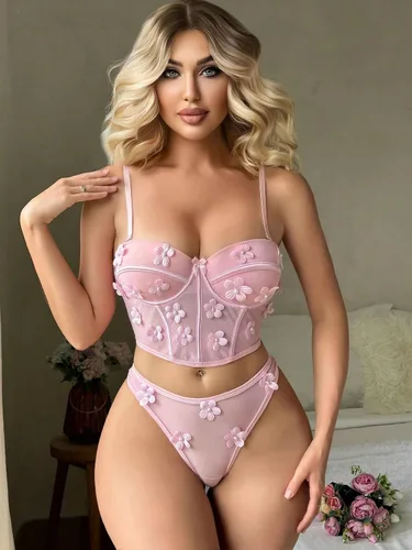 Vista 5 de SHENHE Conjunto de lencería de 2 piezas con brasier y calzón con aros y apliques florales para mujer