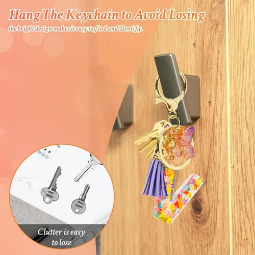 Vista 6 de SIGZKK Llavero con letra inicial de mariposa morada con borla para niñas y mujeres, llavero de corazón para mochila, cartera escolar, bolso