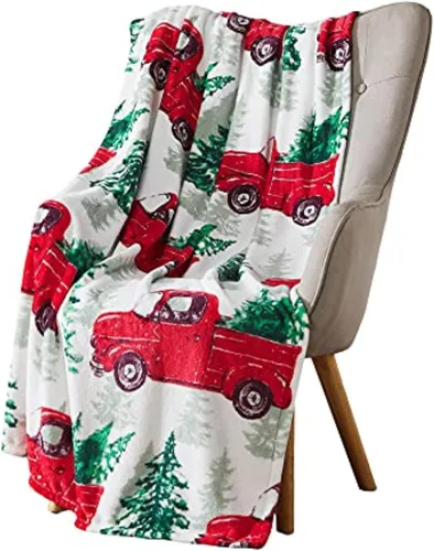 Vista 38 de Manta de Forro Polar para las Fiestas Navideñas: Corona Tradicional de Decoración del Hogar con Saludos Cheers Merry Peace Joy sobre Fondo Beige