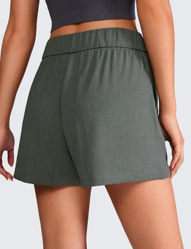 Vista 2 de CRZ YOGA Cómodos pantalones cortos acanalados para mujer, de cintura alta, lyocell para uso casual, para descansar, atlético, con bolsillos