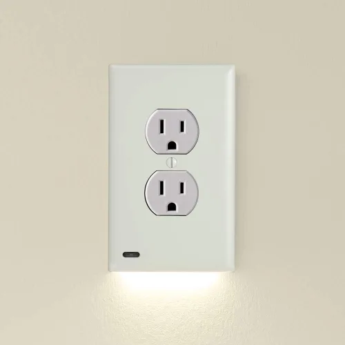 Vista 16 de SnapPower Guidelight, placa cobertor de salida con luces de noche LED