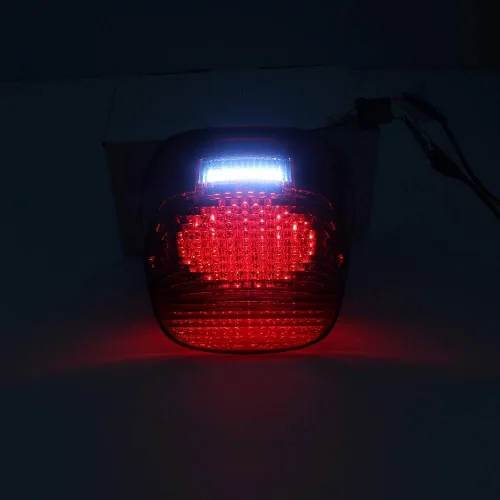Vista 7 de Eagle Lights Luz Trasera Roja Intermitente LED de Mejora para Harley Davidson Sportster/Softail/Touring/Dyna