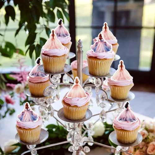Vista 5 de 40 piezas de vestidos de princesa comestibles para cupcakes, color rosa y morado, vestido de noche para despedidas de soltera, bodas, princesas