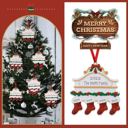 Vista 5 de Adornos de Navidad 2024, adornos de Navidad personalizados con nombre grabado, adorno de calcetín de Navidad para decoración de árbol (4 nombres)