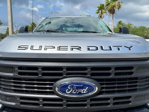 Vista 6 de Insertos de letras para capó - Compatibles con Super Duty 2023-2026