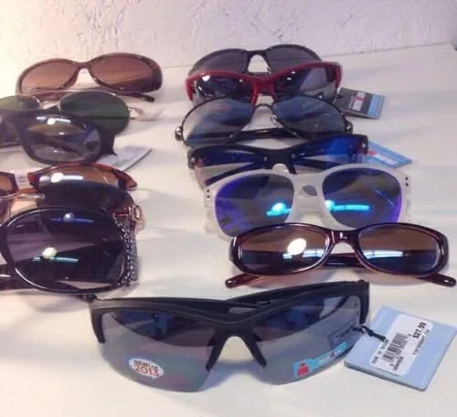 Vista 5 de 75 pares de gafas de sol FOSTER GRANT surtidos estilos