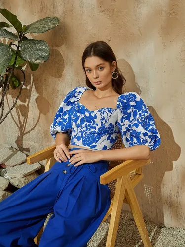 Vista 3 de Floerns Blusa corta con cuello corazón y manga abombada 34 para mujer, con lazo cruzado en la espalda