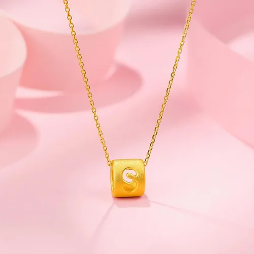 Vista 5 de ZHOU LIU FU Pulsera de Oro de 24K con Dijes de Iniciales, Pulseras Ajustables de Cadena Roja con Dijes de Letras y Corazón A-Z, Brazalete Apilable