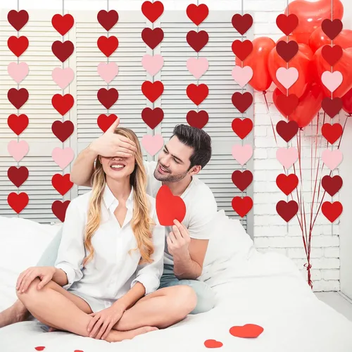 Vista 4 de Tevxj Paquete de 12 guirnaldas de corazón para decoración del día de San Valentín, kit de pancarta en forma de corazón rojo, sin bricolaje