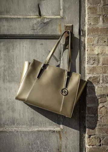 Vista 4 de McKlein Aldora - Bolso de piel para mujer con bolsillo para tablet