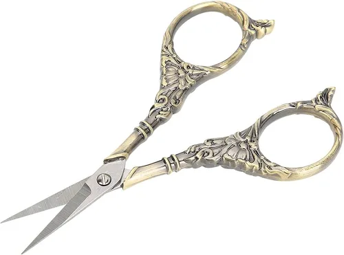 Vista 8 de Tijeras retro europeas, elegantes manualidades de punto de cruz, herramienta de artesanía antigua hecha a mano para entusiastas de la costura, cobre