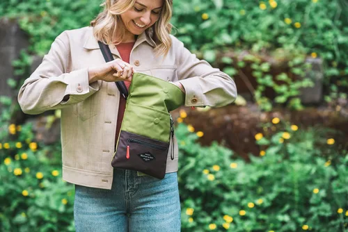 Vista 4 de Sherpani Pica, bolso cruzado pequeño, de nailon, bolso cruzado ligero, bolso cruzado para mujer, Cactus, Bolso bandolera pequeño