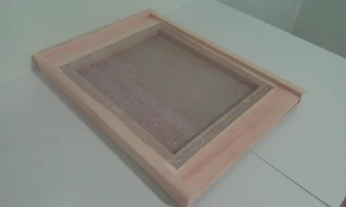 Vista 2 de Tablero inferior apicultor de 8 marcos con hoja de cierre