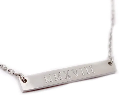 Vista 4 de Personalized Skinny Horizontal Gold Bar Birthstone Necklace Name Plate Custom Silver Present for Mom