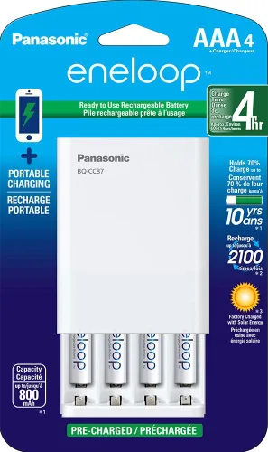 Vista 2 de Panasonic K-KJ87M3A4BA Paquete de cargador de batería individual con 4AAA Eneloop baterías recargables (paquete de 12)