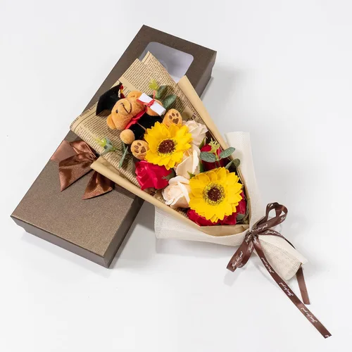 Vista 7 de Ansuma Ramo de flores de jabón perfumado de girasol rosa de graduación de 13 pulgadas, mini oso de peluche con tapa de graduación, arreglos Azul